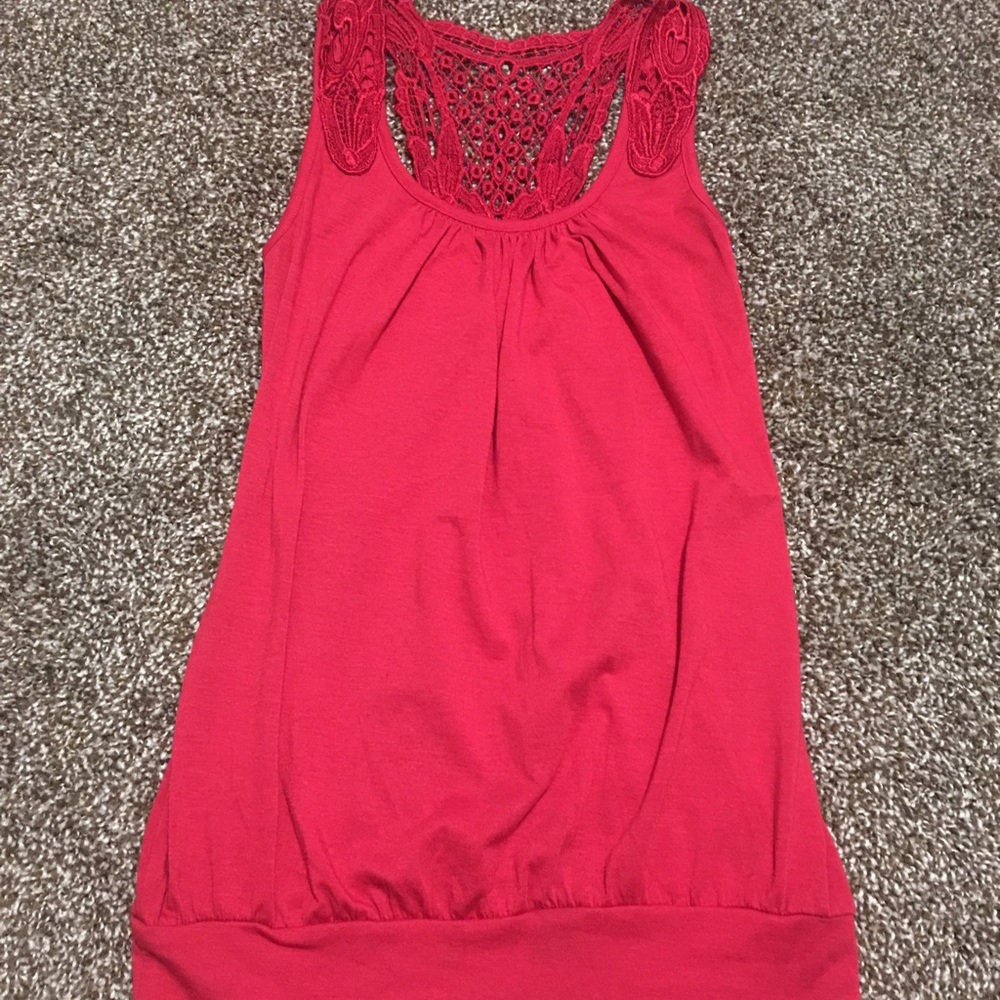 Casual Land red racerback lace tank top sz S